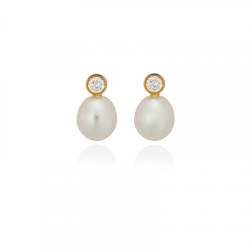 Single Pearl with stone studs